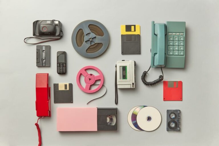 Objetos do século XX que ainda uso e o que eles contam sobre tecnologia